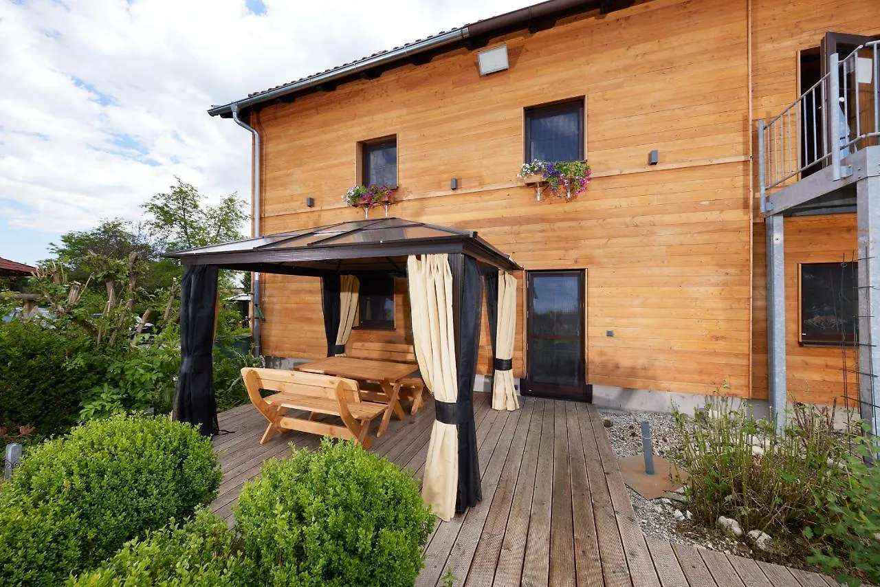 Apartment Ferienwohnung Haus Magnushof Eisenberg